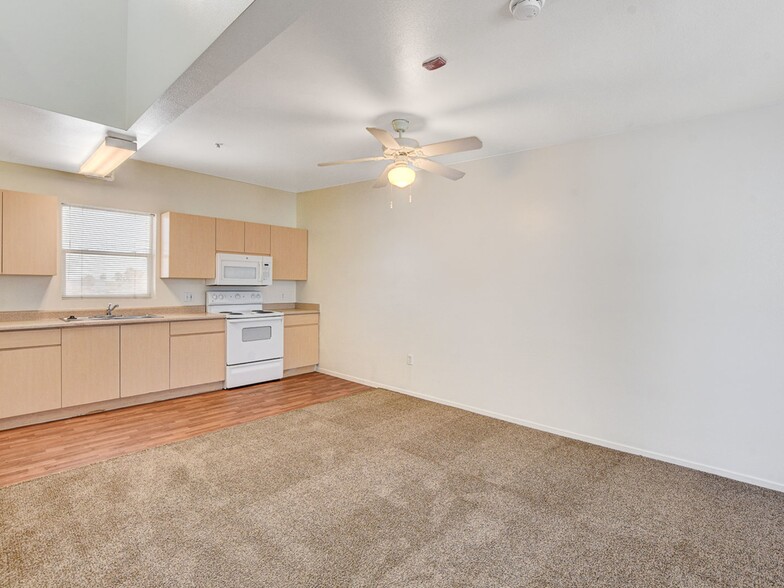 More Photos Of 801 Las Vegas Blvd S, Las Vegas Apartments For Lease