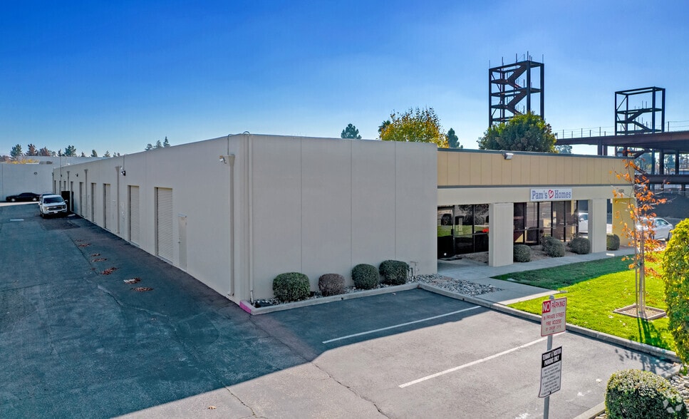 More Photos Of 1270 Lawrence Station Rd, Sunnyvale Light Manufacturing For Lease