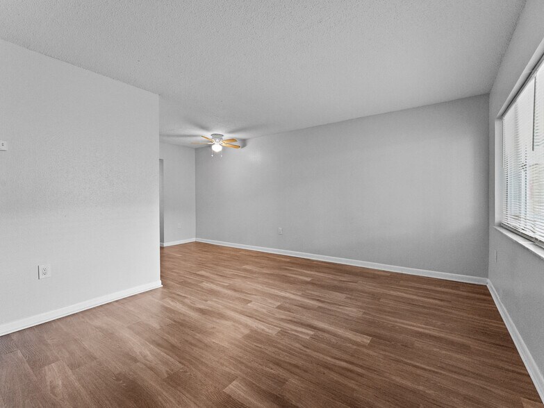 More Photos Of , Saint Petersburg Unknown For Sale