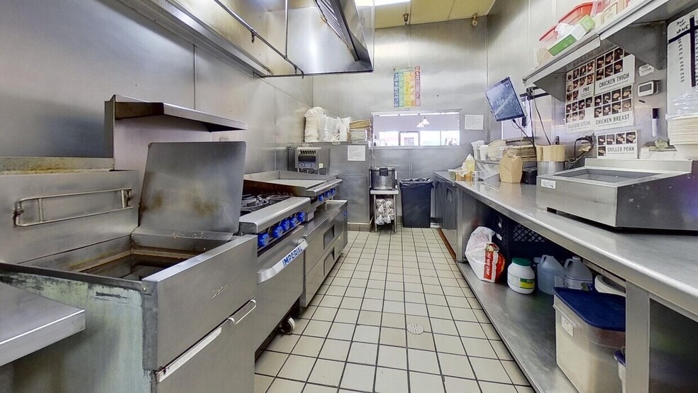 Primary Photo Of 488 E 17th St, Costa Mesa Restaurant For Lease