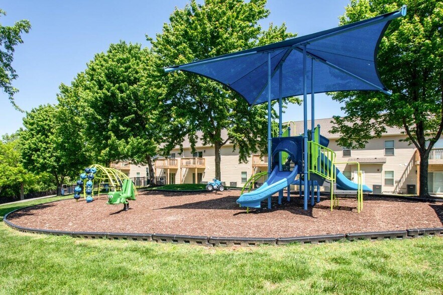More Photos Of 1150 Vultee Blvd, Nashville Apartments For Sale