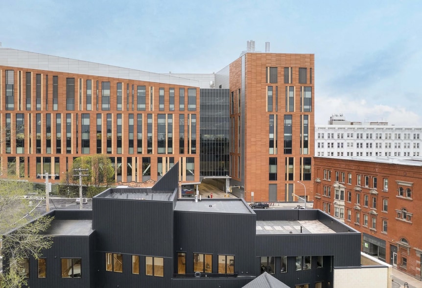 More Photos Of 15 Allen St, Buffalo Apartments For Lease