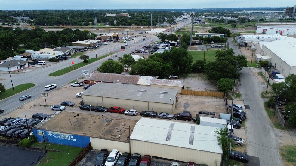 More Photos Of 5928 E Lancaster Ave, Fort Worth Freestanding For Lease