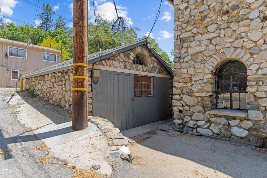 More Photos Of , Lake Hughes Hospitality For Sale