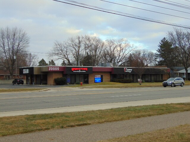 More Photos Of 30000 Orchard Lake Rd, Farmington Medical For Sale