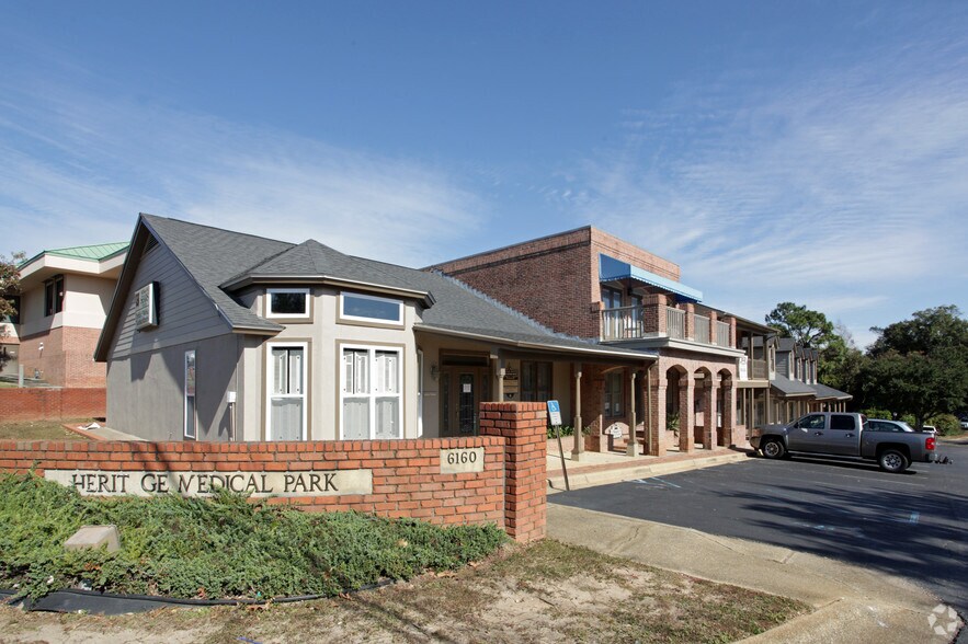 More Photos Of 6160 N Davis Hwy, Pensacola Medical For Sale