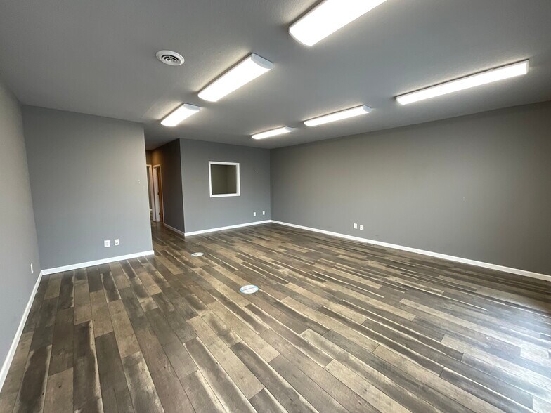 More Photos Of 821 W Coliseum Blvd, Fort Wayne Unknown For Sale