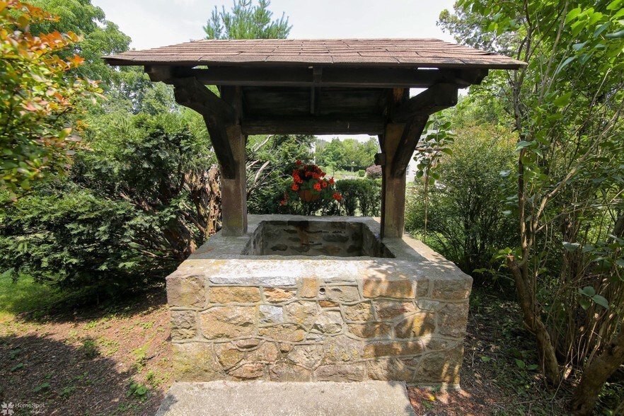 More Photos Of 3305 Municipal Dr, Whitehall Apartments For Sale