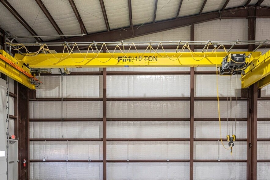 More Photos Of 5261 W Murphy St, Odessa Industrial For Lease