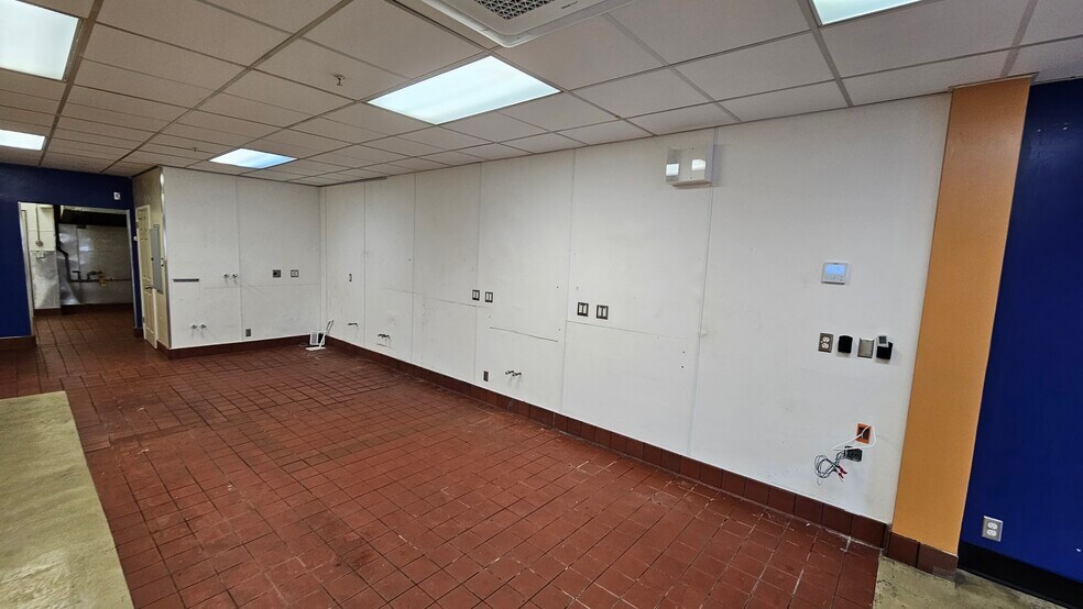 More Photos Of 6580 Pardall Rd, Goleta Restaurant For Lease