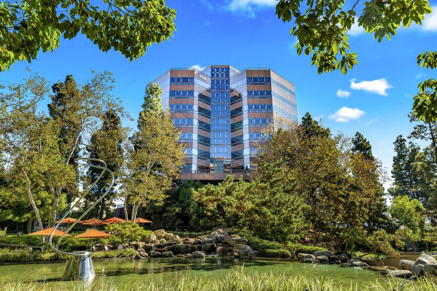 More Photos Of 4370 La Jolla Village Dr, San Diego Office For Lease