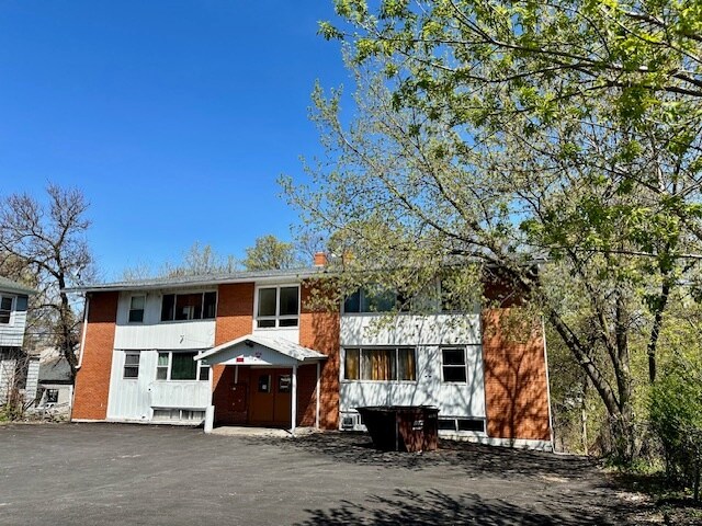 Primary Photo Of 113 S Carbon St, Syracuse Apartments For Sale