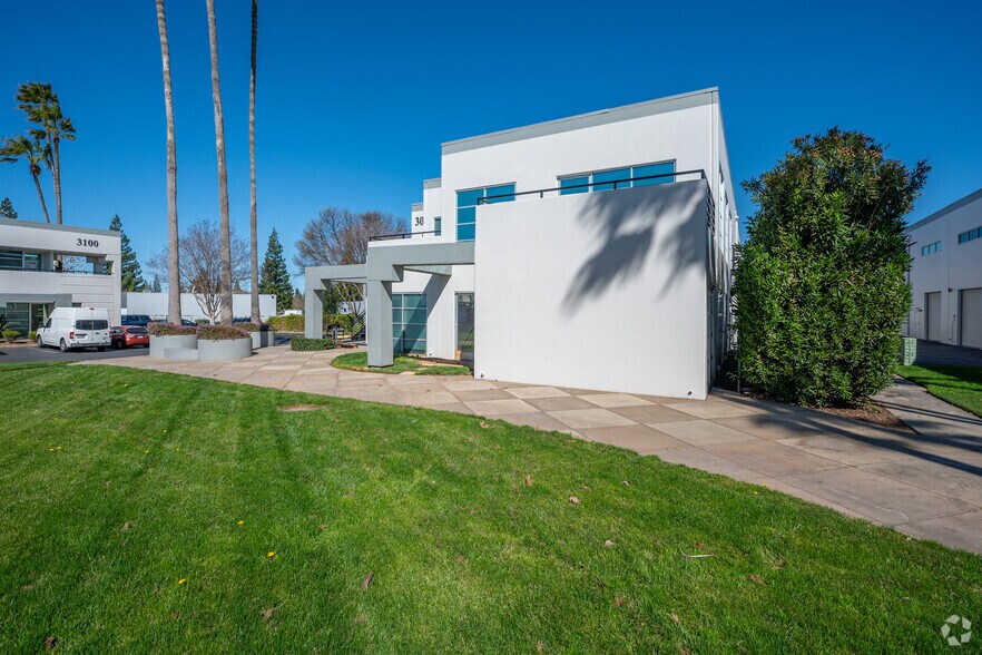 More Photos Of 3050 Fite Cir, Sacramento Unknown For Lease