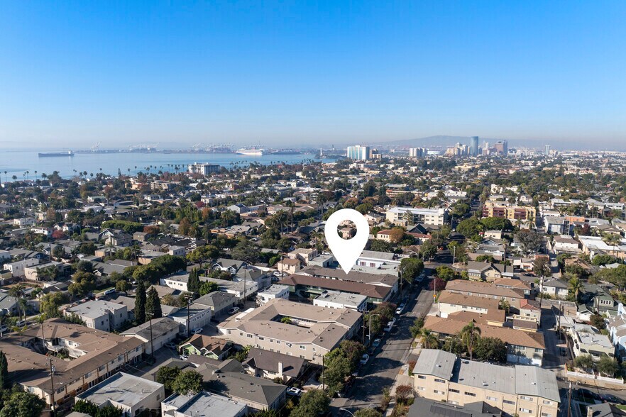 More Photos Of 3020 E 3rd St, Long Beach Apartments For Sale