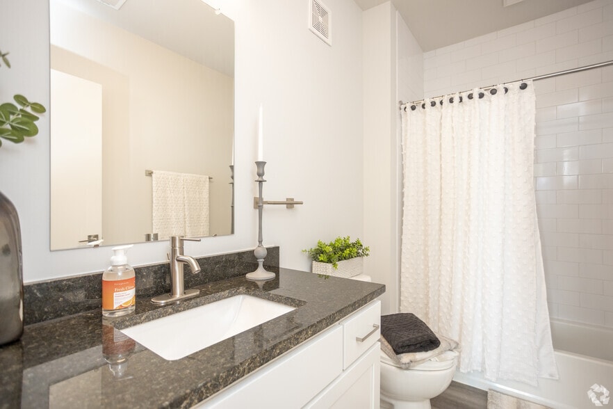 More Photos Of 5915 Evans Farm Dr, Lewis Center Apartments For Lease