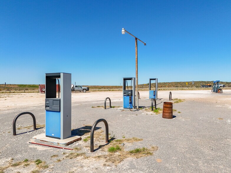 More Photos Of 8794 HWY 83, Briscoe General Retail For Sale