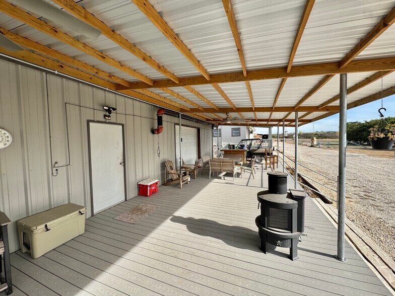 More Photos Of 8895 US-67 Hwy, Cleburne Trailer Camper Park For Sale