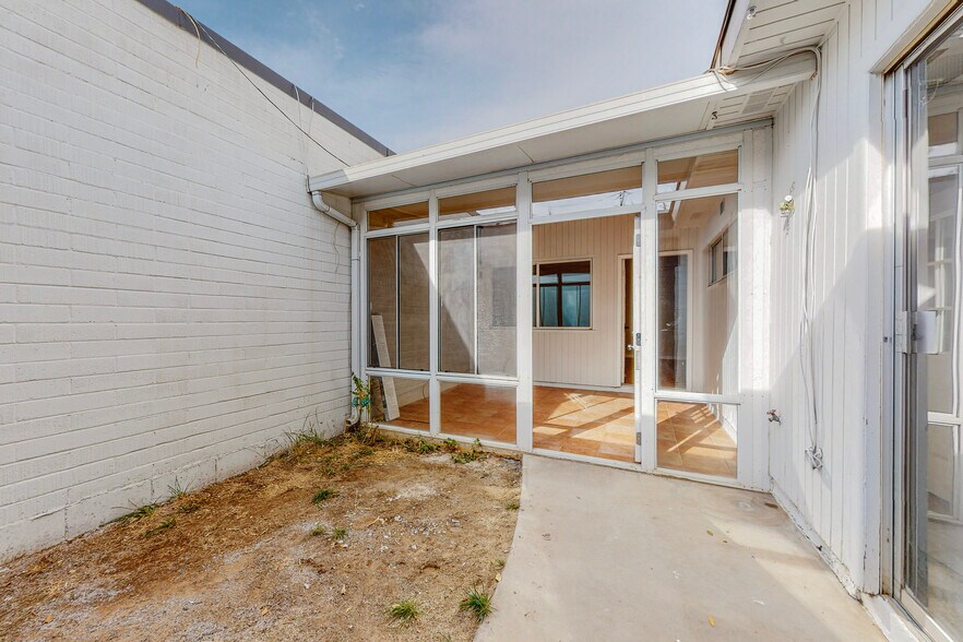 More Photos Of 1309 Virginia St NE, Albuquerque Apartments For Sale