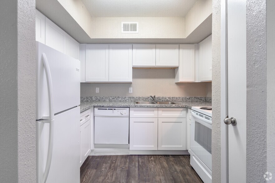 More Photos Of 3619 Texas St, Lake Charles Apartments For Sale