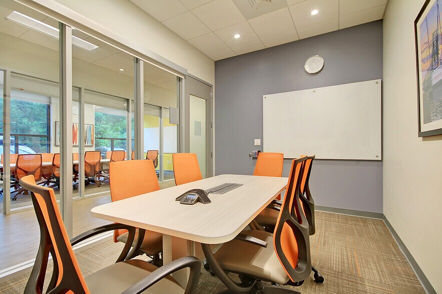 More Photos Of 1501 Belle Isle Ave, Mount Pleasant Coworking Space