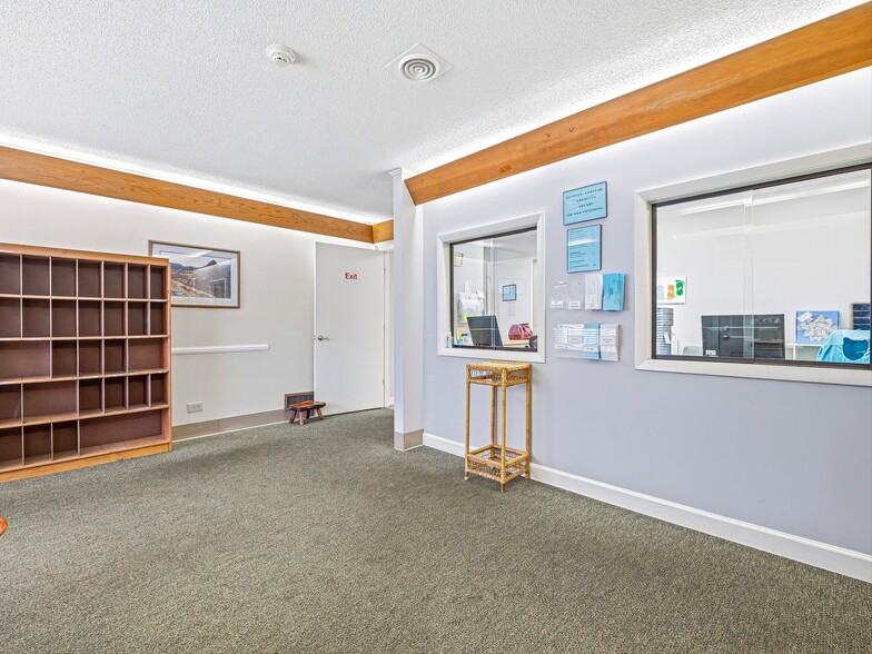 More Photos Of 5 Doctors Park, Asheville Medical For Lease