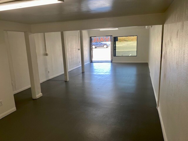 More Photos Of 1810 W Foothill Blvd, Upland Freestanding For Lease