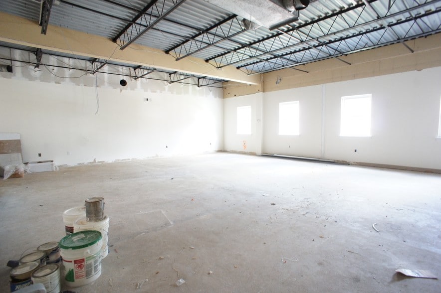 More Photos Of 69 East Ave, Norwalk Medical For Lease