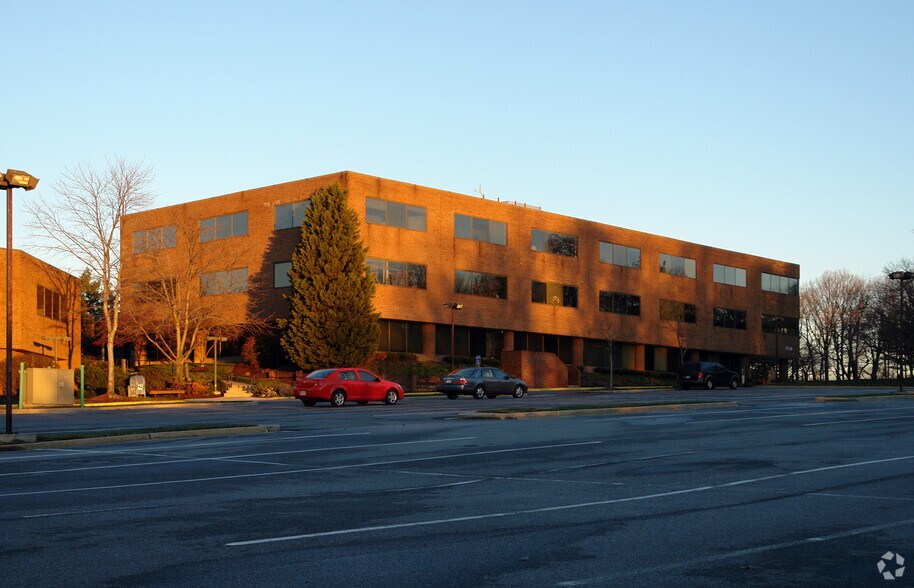 Primary Photo Of 1738 Elton Rd, Silver Spring Office For Lease