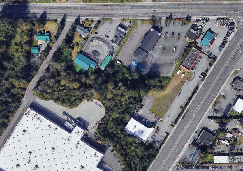 More Photos Of 11308 Highway 99, Everett Unknown For Lease