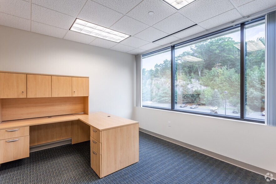 More Photos Of 100 Beard Sawmill Rd, Shelton Office For Lease