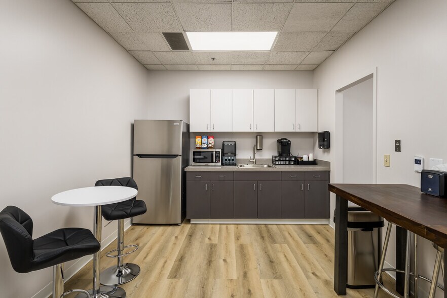 More Photos Of 3 Easton Oval, Columbus Coworking Space