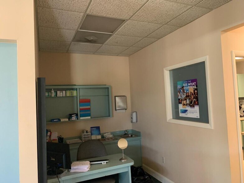 More Photos Of 516 Ohio Ave S, Live Oak Medical For Sale
