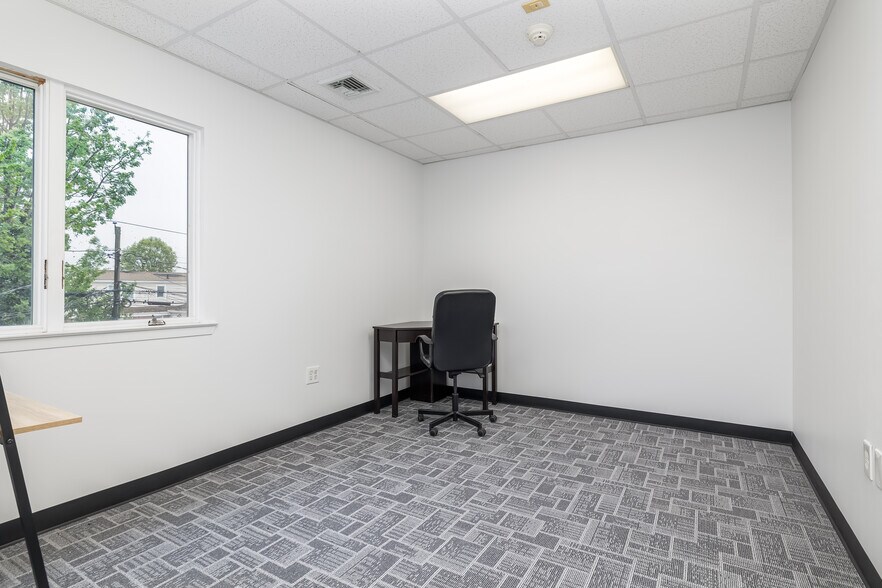 More Photos Of 2400 Hempstead Tpke, East Meadow Medical For Lease