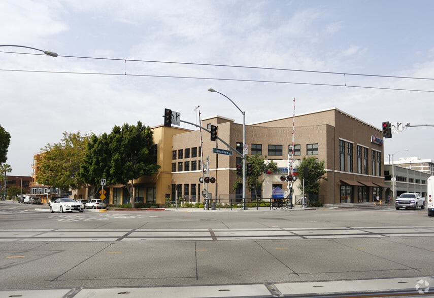 Primary Photo Of 125 N 1st Ave, Arcadia Freestanding For Lease
