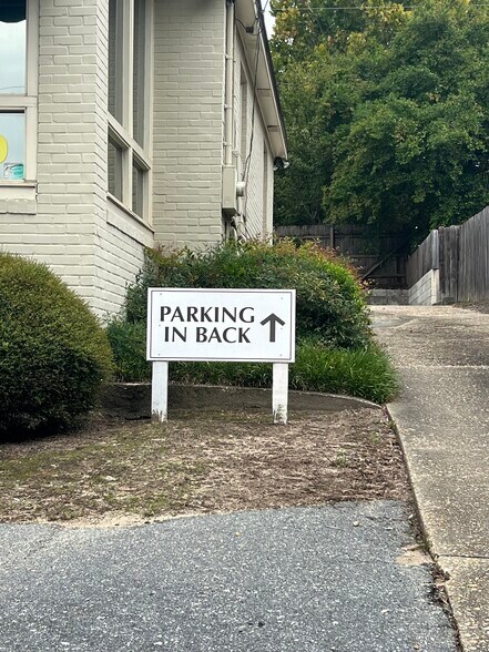 More Photos Of 1309 Virginia St, Columbus Office Residential For Lease