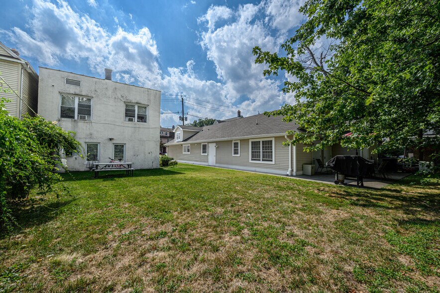 More Photos Of 200 Central Ave, Hackensack Storefront Retail Residential For Sale