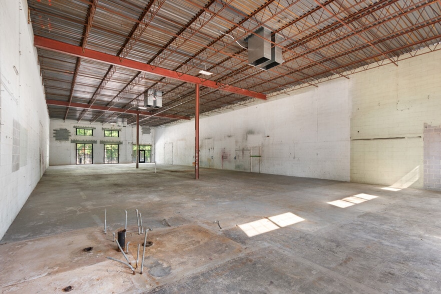 More Photos Of 3586 Pierce Dr NE, Chamblee Office For Sale