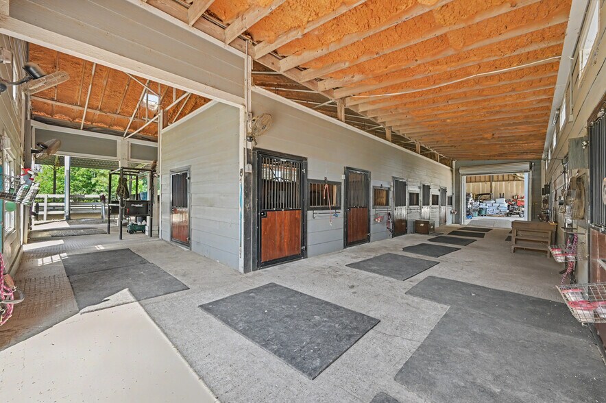 More Photos Of 31626 Dobbin Huffsmith Rd, Magnolia Land For Sale
