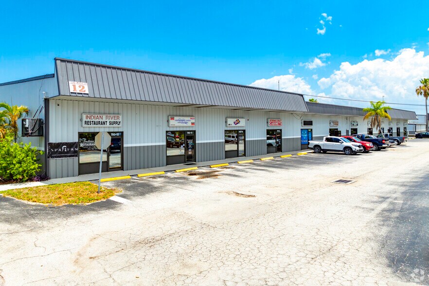 More Photos Of 672 Old Dixie Hwy, Vero Beach Unknown For Lease