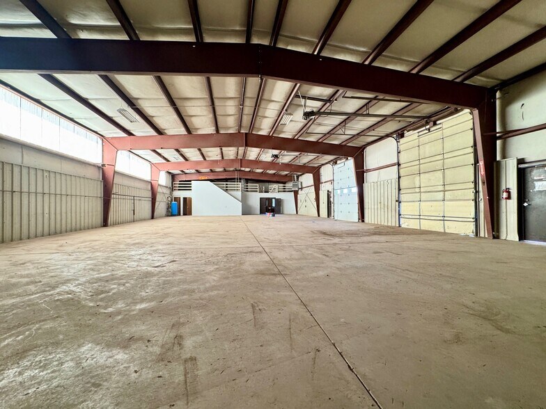 More Photos Of 1742 N Denver Ave, Fort Lupton Warehouse For Sale