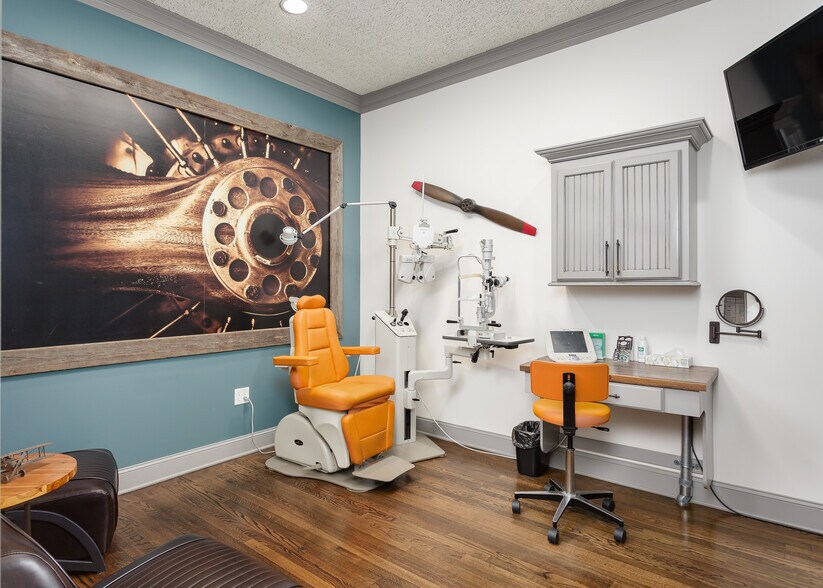 More Photos Of 109 N Court St, Florence Office For Sale