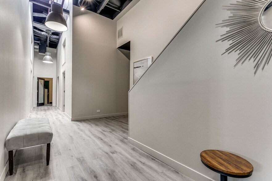 More Photos Of 2314-2322 San Pedro Ave, San Antonio General Retail For Sale