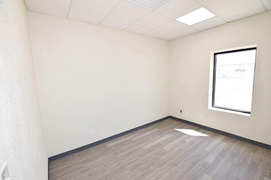 More Photos Of 8340 Boles Rd., Odessa Warehouse For Lease