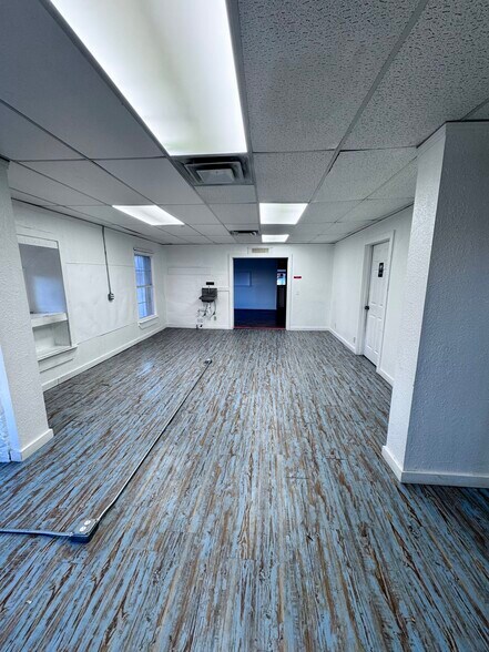 More Photos Of 510 N Lynn Riggs Blvd, Claremore Office Residential For Sale