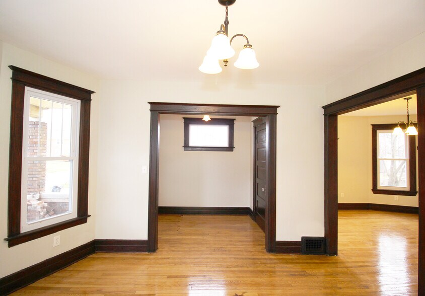 More Photos Of 7501 Dunedin St, Detroit Apartments For Sale