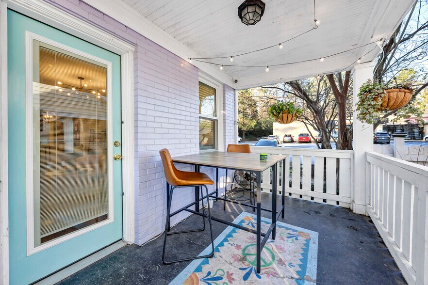 More Photos Of 1552 Sunnyside Dr, Columbia Flex For Lease