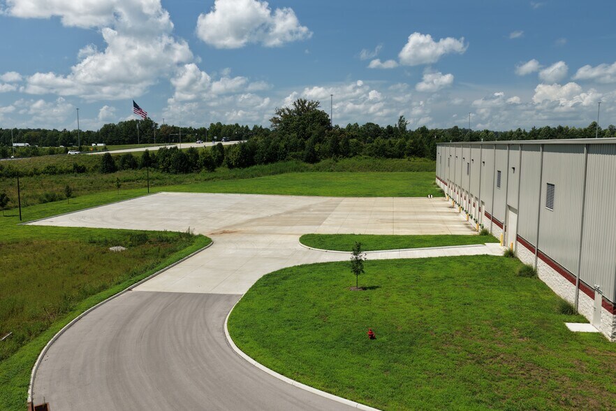 More Photos Of 3311 Highlands Park Blvd, Cookeville Industrial For Sale