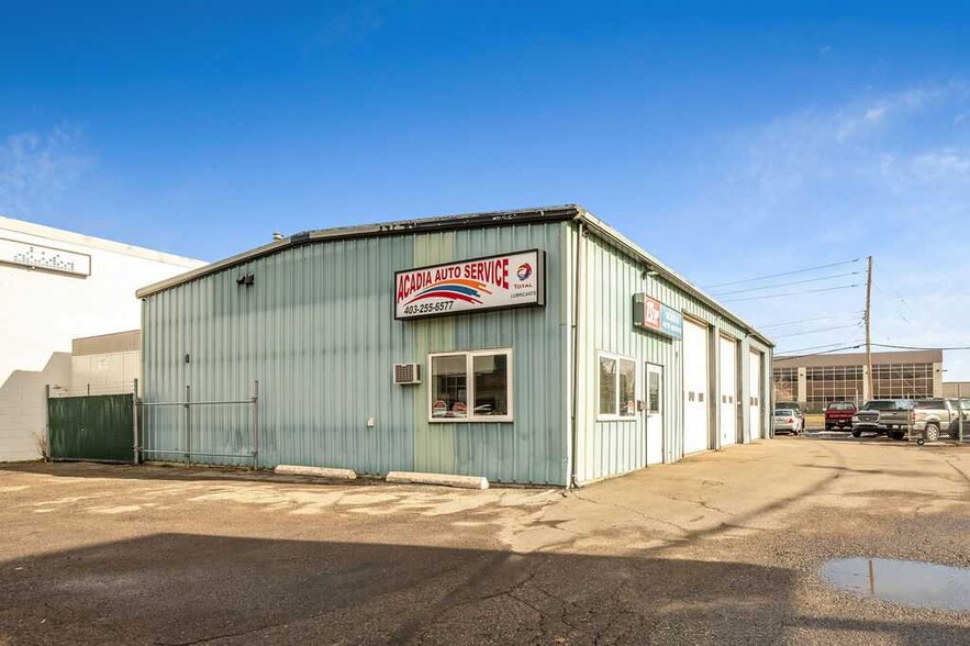 Primary Photo Of 5544 1A St SW, Calgary Auto Repair For Sale