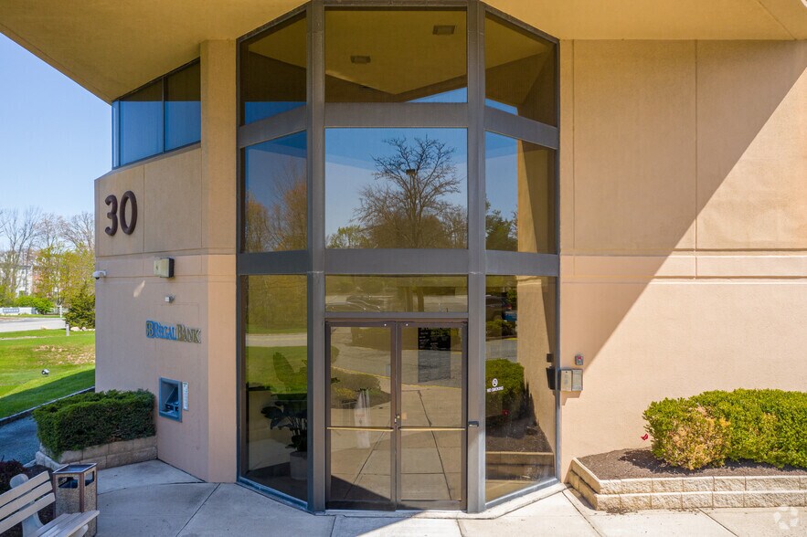More Photos Of 30 Columbia Tpke, Florham Park Office For Lease
