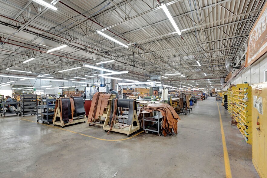 More Photos Of 6120 Highway 66, Greenville Manufacturing For Lease